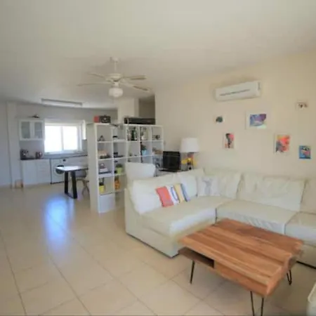 Sunshine Spacious Пафос