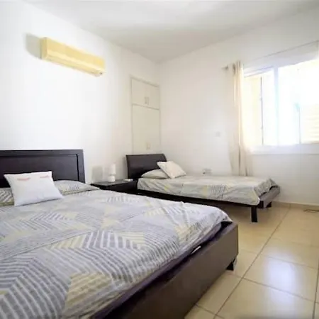 Sunshine Spacious Пафос